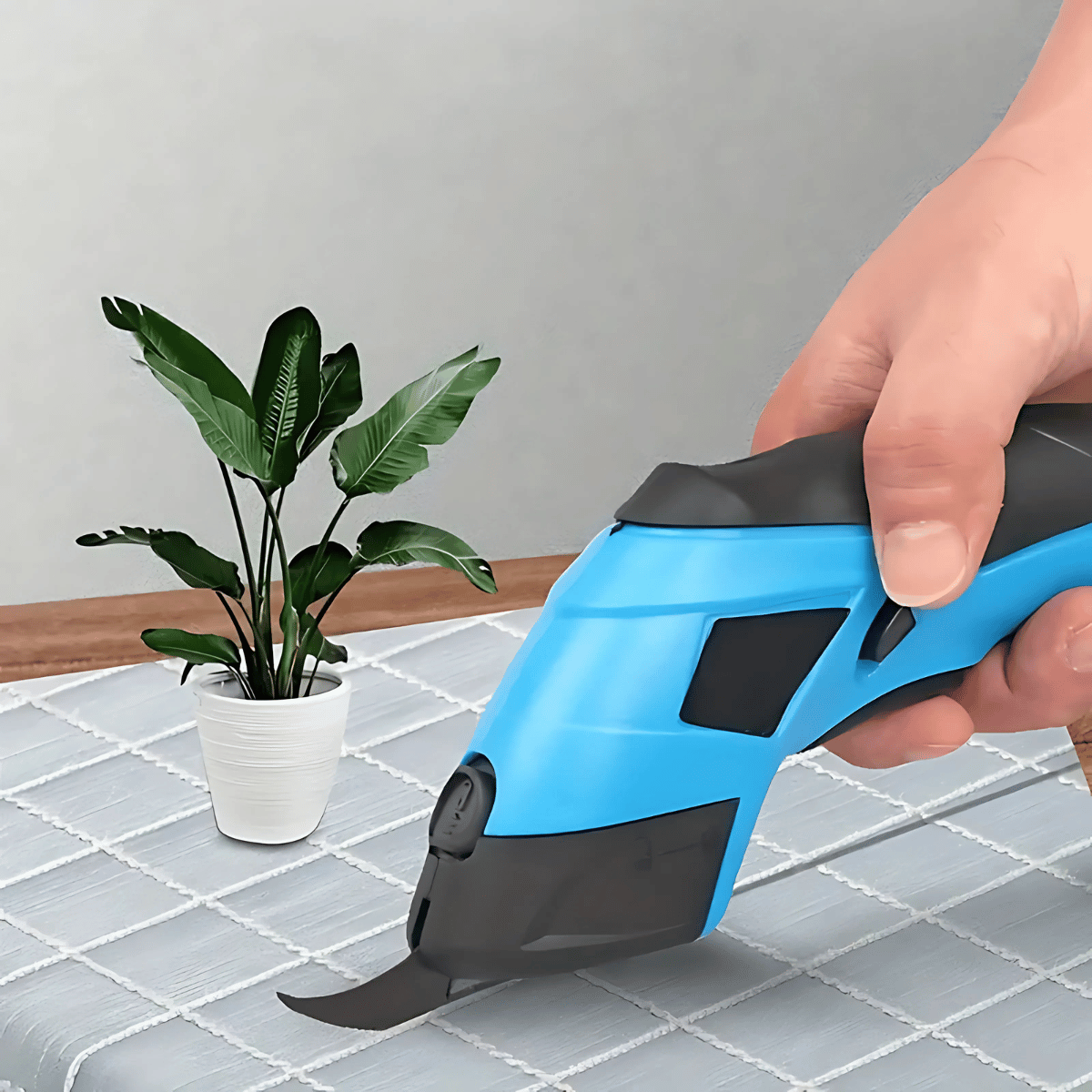 Electric Fabric Scissors