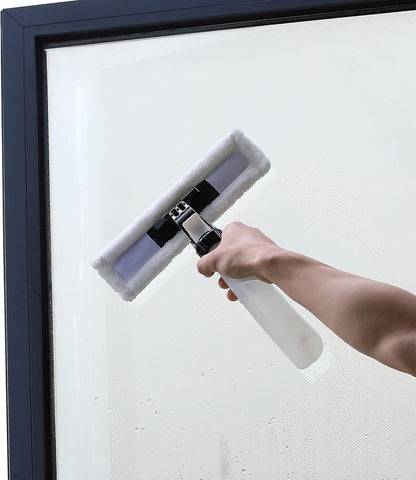 Cordless, rechargeable, automatic portable glass cleaner